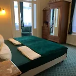 Seeufer Hotel 3*