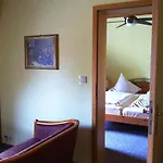 Hotel Seeufer 3*