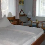 Hotel Seeufer 3*
