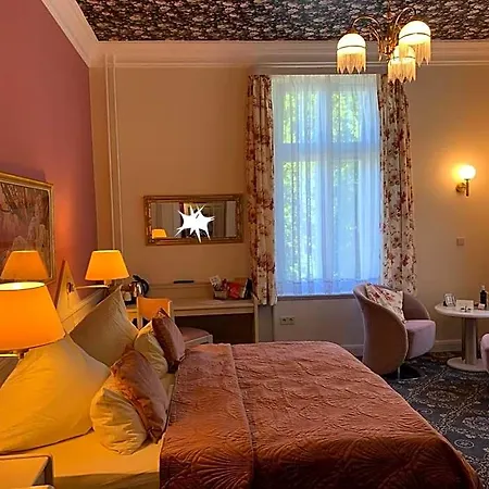 Hotel Seeufer Plön